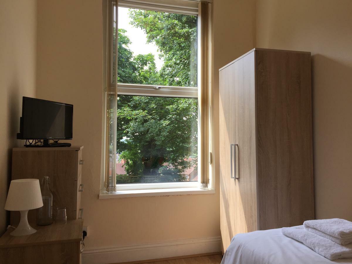 Vicarage Lodge Birmingham Bagian luar foto